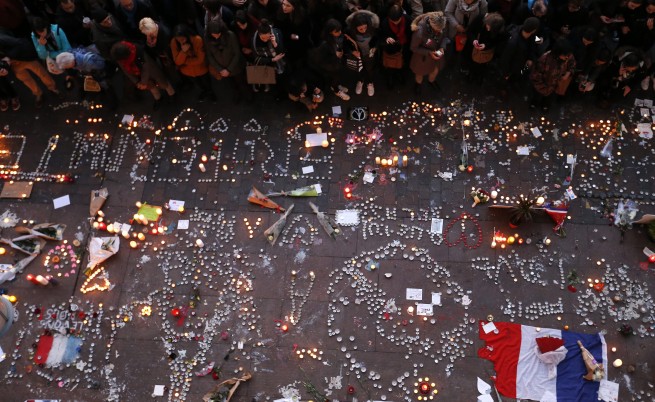 САЩ: В атентатите  в Париж са участвали поне 20 души
