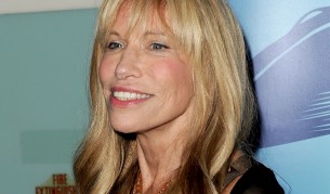 Карли Саймън през 2013 г.