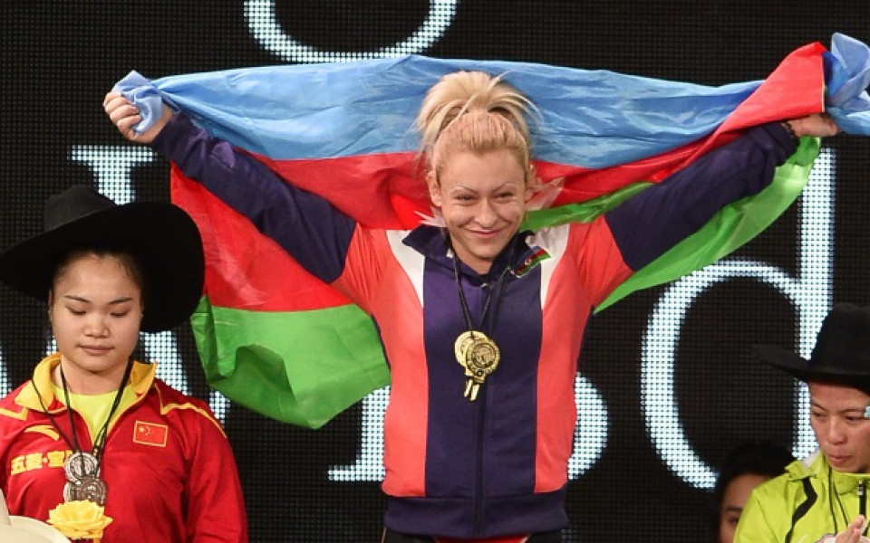 Боянка Костова с два световни рекорда на Световното
