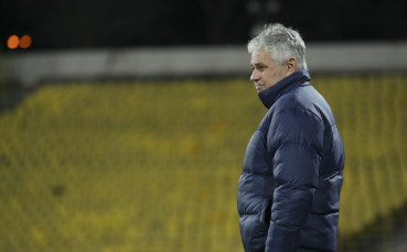 Треньорът на Левски изригна срещу съдийството