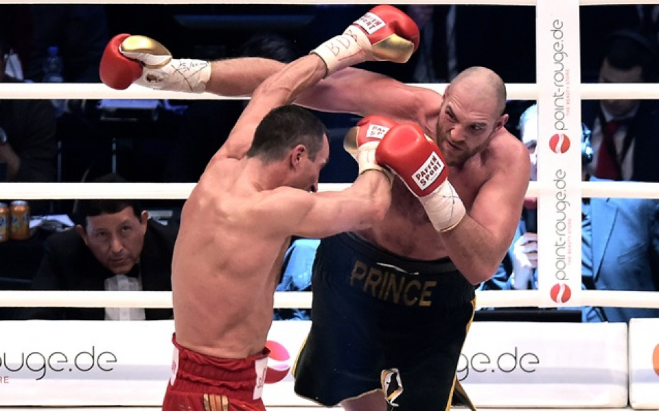 Нов мач Кличко - Фюри: Реванш ще има догодина