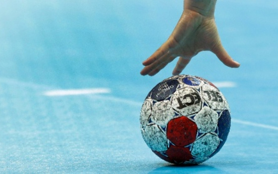 Етър 64 ще зимува като лидер в женското хандбално първенство
