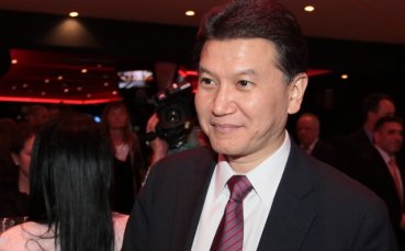 Босът на ФИДЕ Илюмжинов със свалени пълномощия