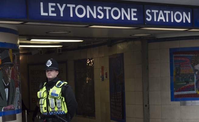 Нападението в лондонското метро – терористичен акт (видео)