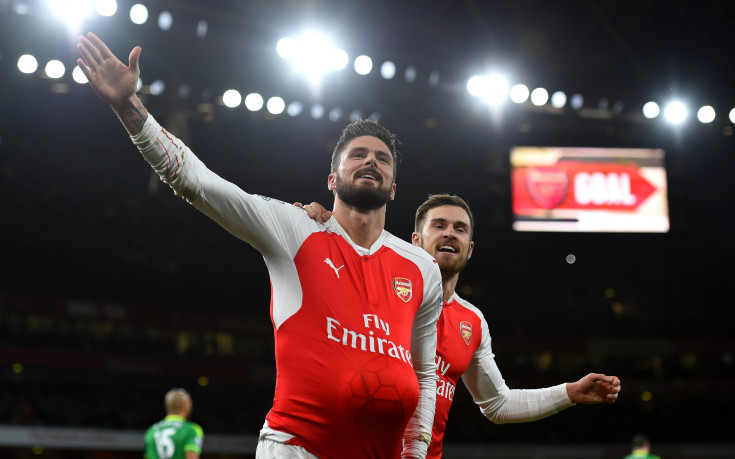 Жиру изпревари Бергкамп по голове в ШЛ