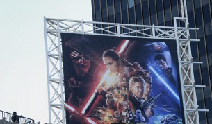 Най-очакваният филм за 2015 г. блокира Ел Ей