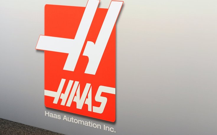 Тийм Хаас показва дебютния болид през февруари