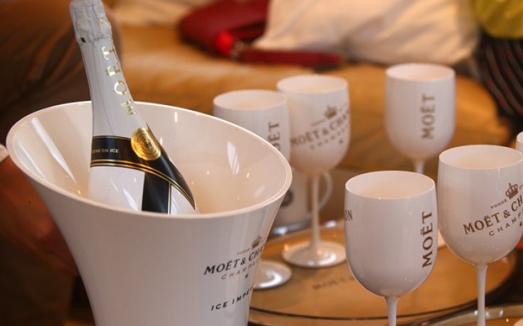 Защо пием шампанско на Нова година?