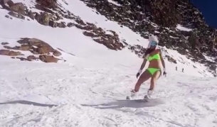 Сноуборд по бански (видео)