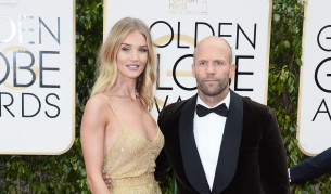 Джейсън Стейтъм и Роузи Хънтингтън-Уайтли на "Златния глобус"