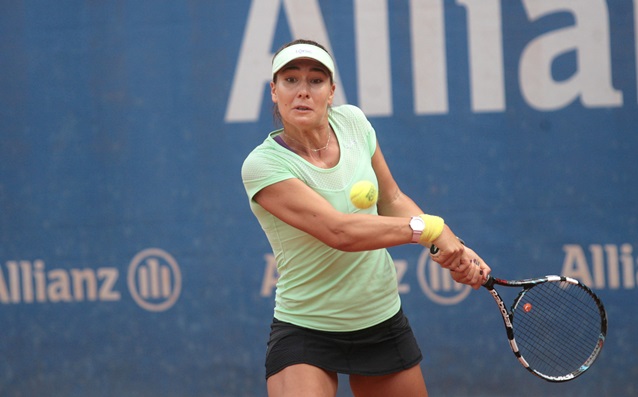 Елица Костова записа трудна победа в първия кръг на турнира