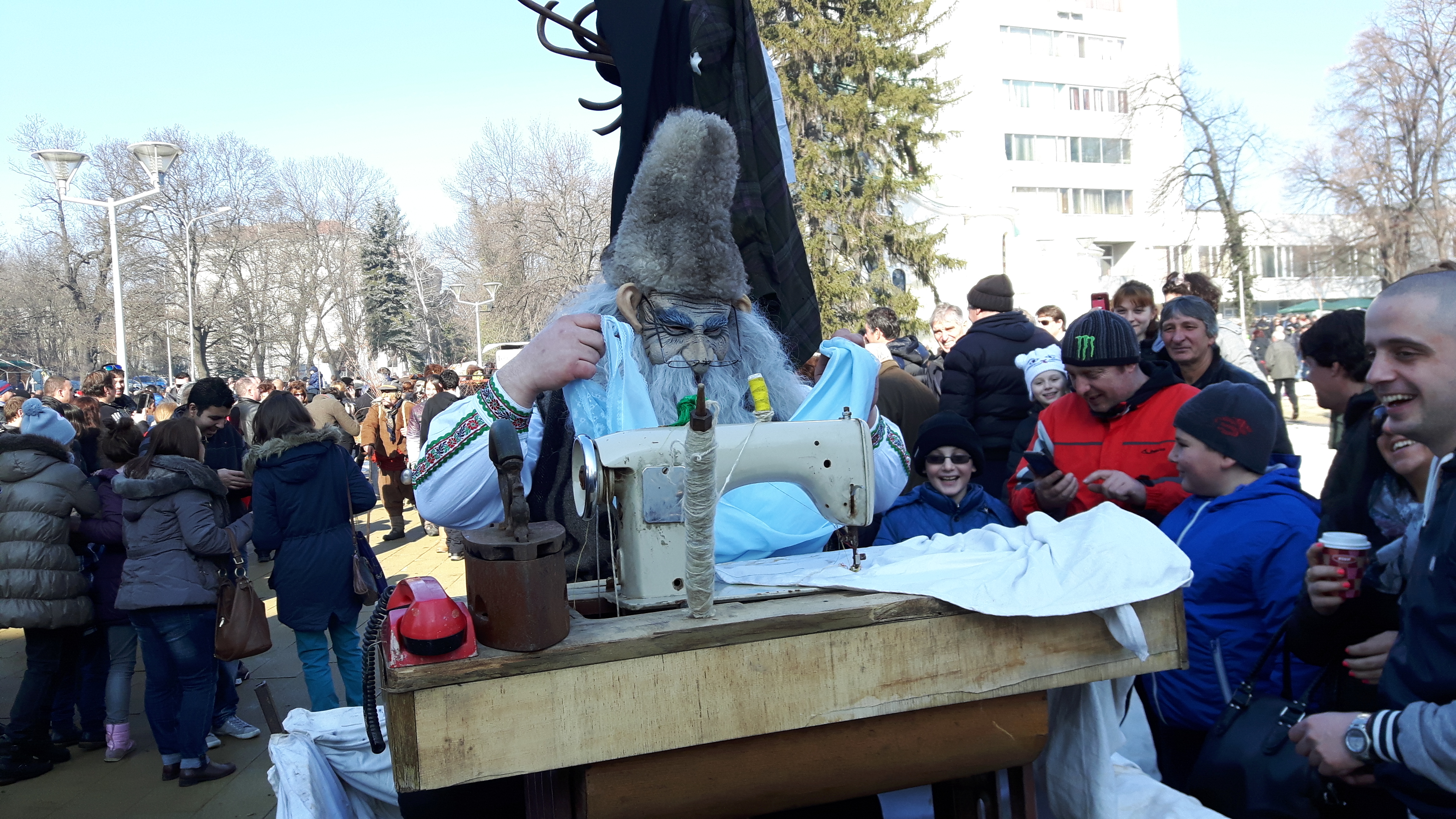 Кукерски фестивал "Сурва" в Перник