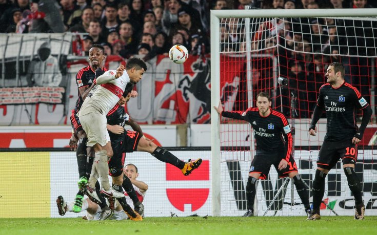 Щутгарт преодоля Хамбургер след 120 минути и се класира за 1/8-финалите за Купата