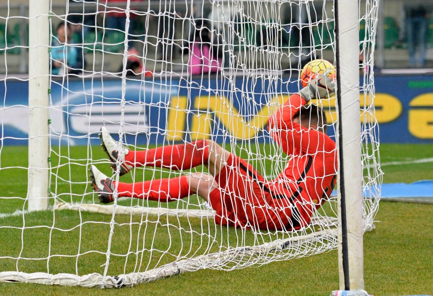 Интер се спаси от пълен резил срещу последния в Серия1