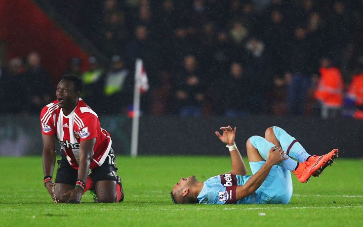 Халф на Саутхемптън отнесе сурово наказание