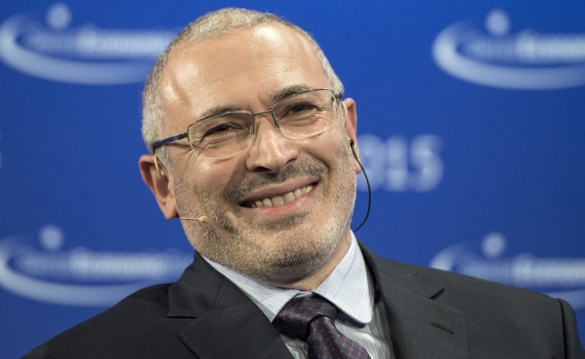 Интерпол обяви Михаил Ходорковски за издирване