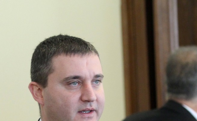 Горанов иска докладът за фалита на КТБ да бъде разсекретен