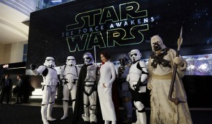 Започнаха снимките на „Междузвездни войни" 8