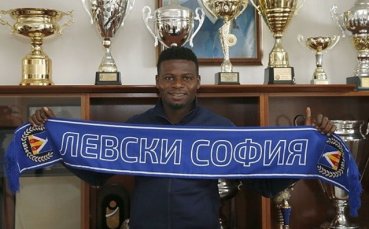 Бабатунде Адениджи стана Играч на мача в двубоя Локо ГО - Левски