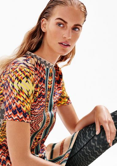 Пролетната колекция H&M Studio SS16! Открийте разнообразието на моделите за пролетта и лятото, вдъхновени от пътешествията и приключенския дух, и се подгответе за вълнуващи преживявания през целия сезон.