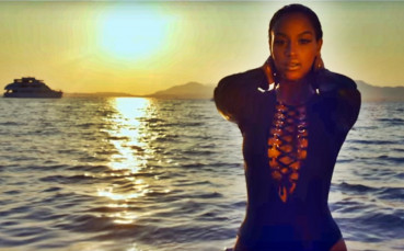 ВИДЕО: Бившата на Марио пропя