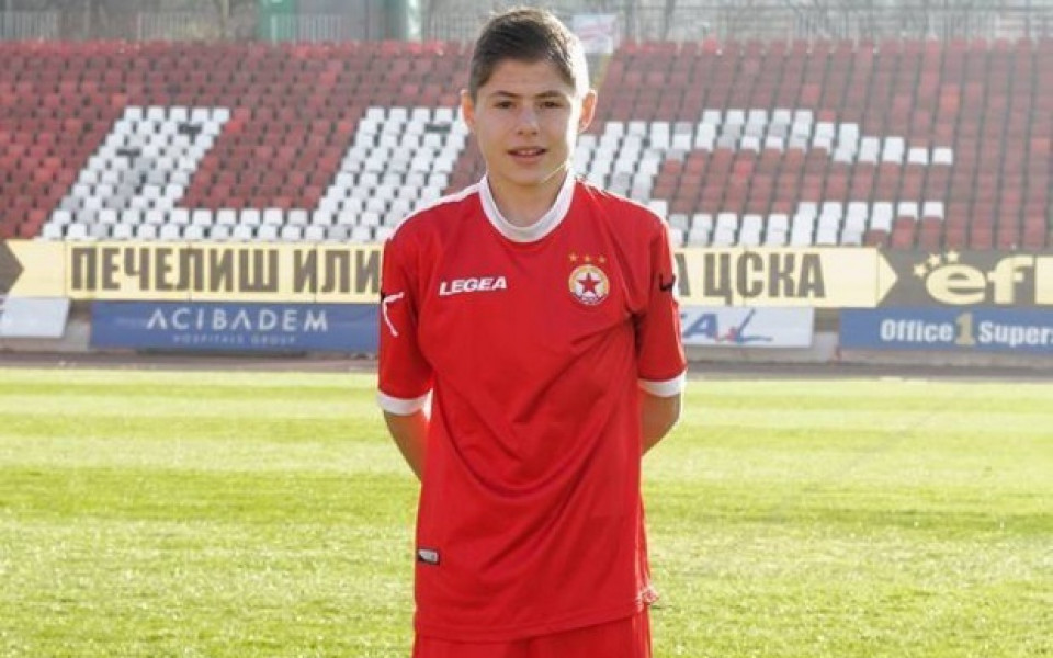 14-годишен талант започна тренировки с първия отбор на ЦСКА