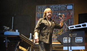 Самоуби се рок легендата Кийт Емерсън