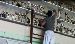 Шампионът, който не иска да се отказва от България