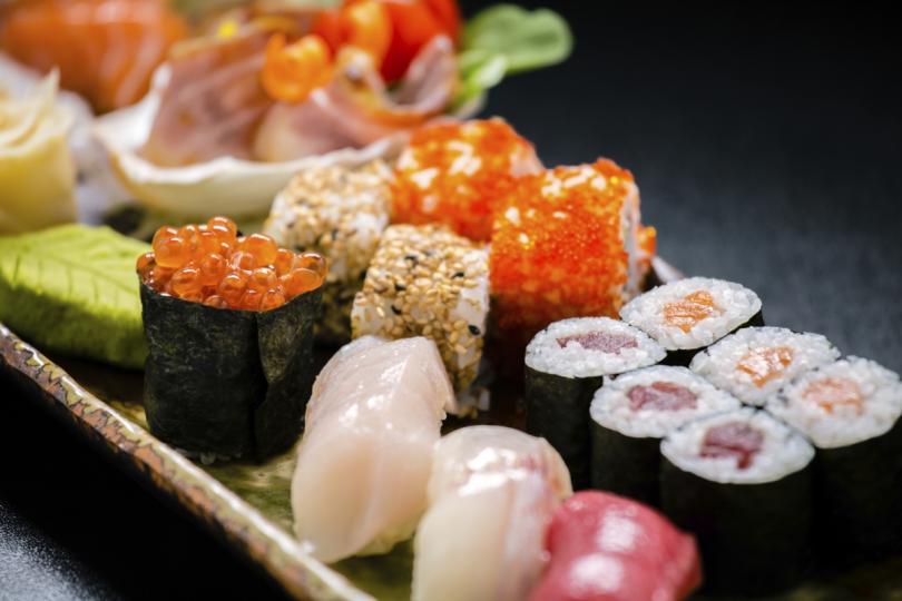 В допълнение, сушито често може да бъде подправено със сосове с високо съдържание на захар и натрий като например соевия сос.