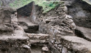 Гигантски скелети в Бургас стават туристическа атракция