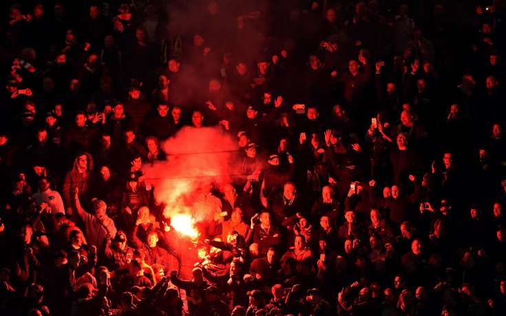 УЕФА наказва Борусия и Ливърпул