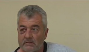Първо ме биха с юмруци, след това ме ритаха