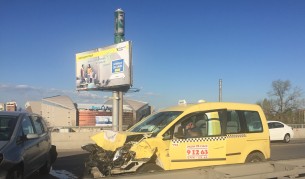 Тежка верижна катастрофа запуши „Цариградско шосе“