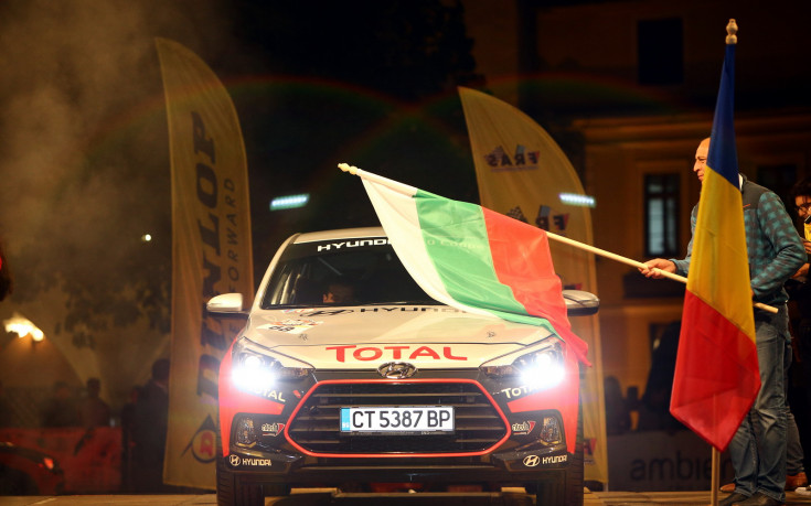 ВИДЕО: Пет екипажа стартираха в първия кръг на втория сезон на Hyundai Racing Trophy