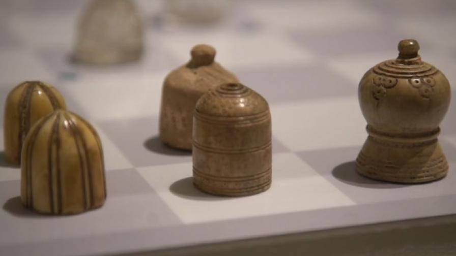 Вижте персийски шах на 1000 години