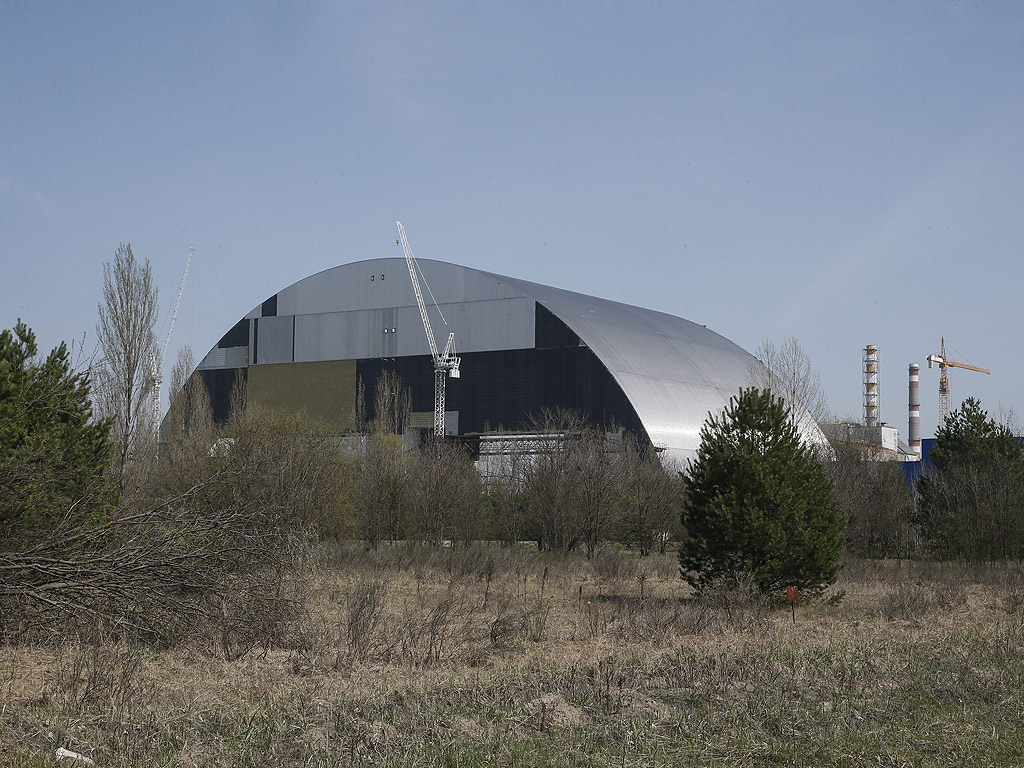 На 26 април 1986 г., стана експлозия в блок 4 на АЕЦ Чернобил в украинска ССР, сега Украйна.