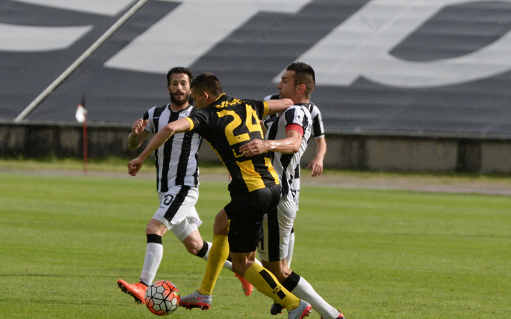 Община Пловдив опрости по над 100 бона на Ботев и Локо