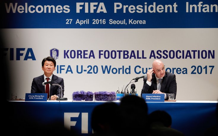 Инфантино организира приятелски мач между Южна и Северна Корея
