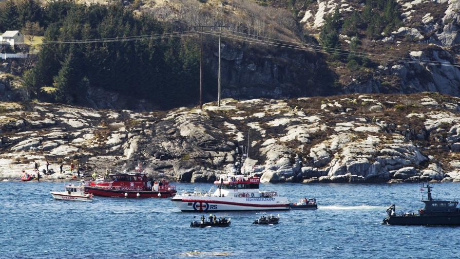 Хеликоптер се разби в Норвегия, всички са загинали