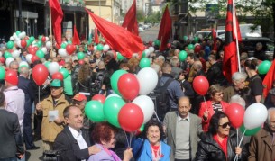 Демонстрации, бои и жертва в Деня на труда