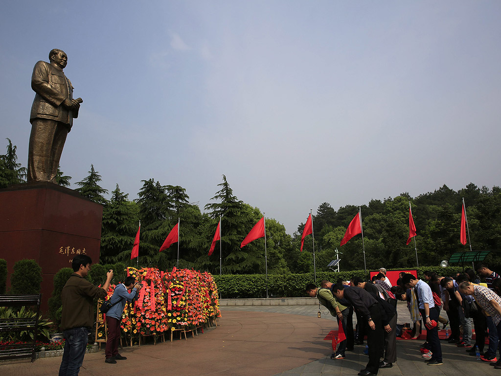 Шаошан е роден град на бившия китайски комунистически лидер Мао Дзъдун, популярен като председателя Мао.