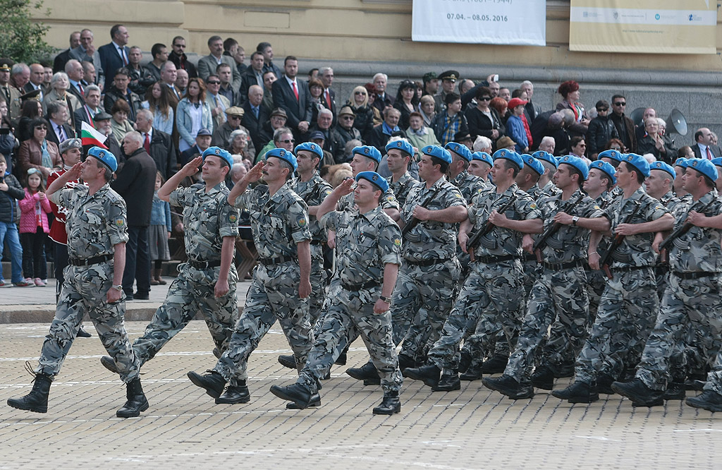 Военния парад в столицата на представителните части на Българската армия