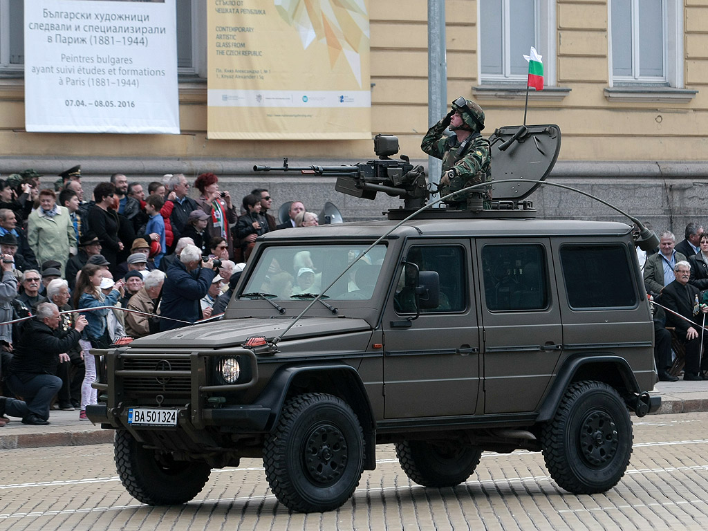 Военния парад в столицата на представителните части на Българската армия