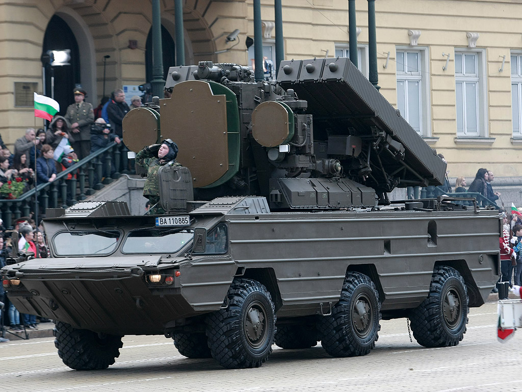 Военния парад в столицата на представителните части на Българската армия