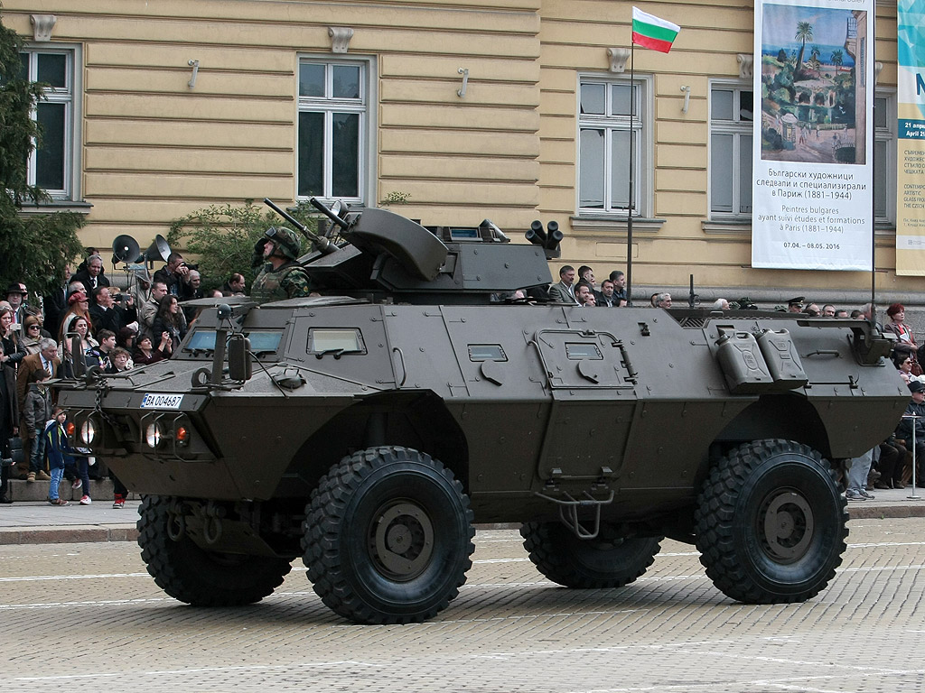 Военния парад в столицата на представителните части на Българската армия