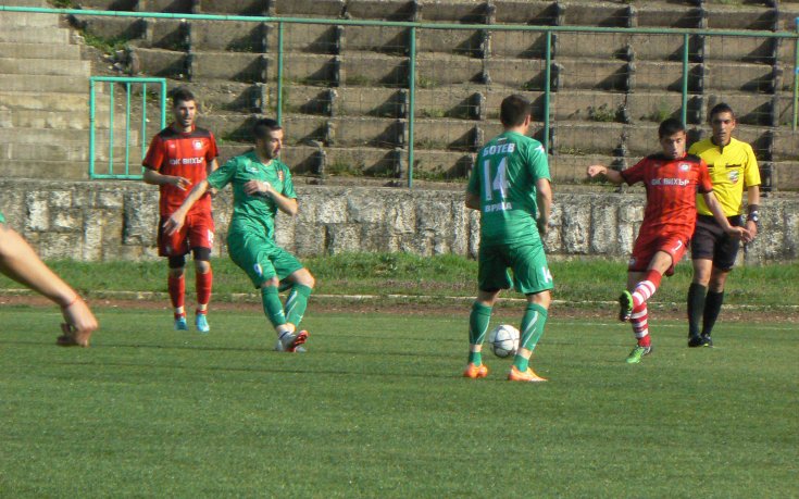 Ботев Враца смачка Бдин с 10 души