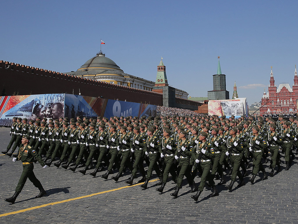 Парад в Москва за 71 години от съветската победа над нацистка Германия