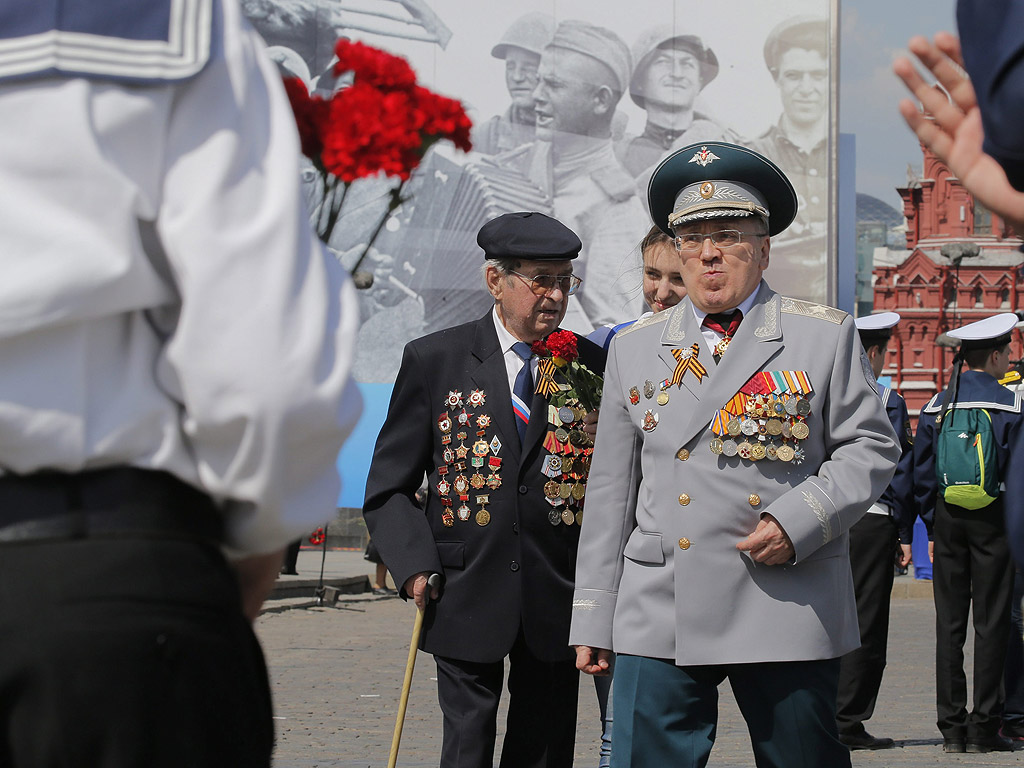 Парад в Москва за 71 години от съветската победа над нацистка Германия