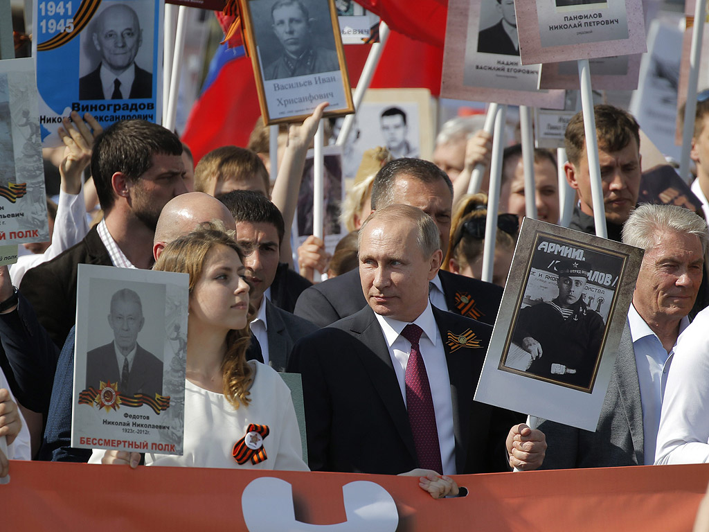 Парад в Москва за 71 години от съветската победа над нацистка Германия