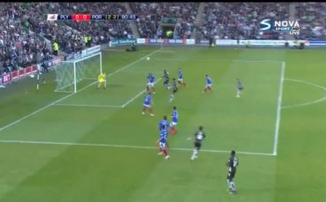 Плимут ликува, изхвърли 